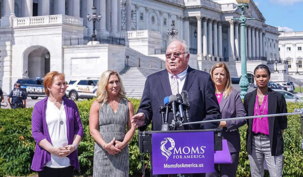Congressional Report Card conference - Moms for America Media & News